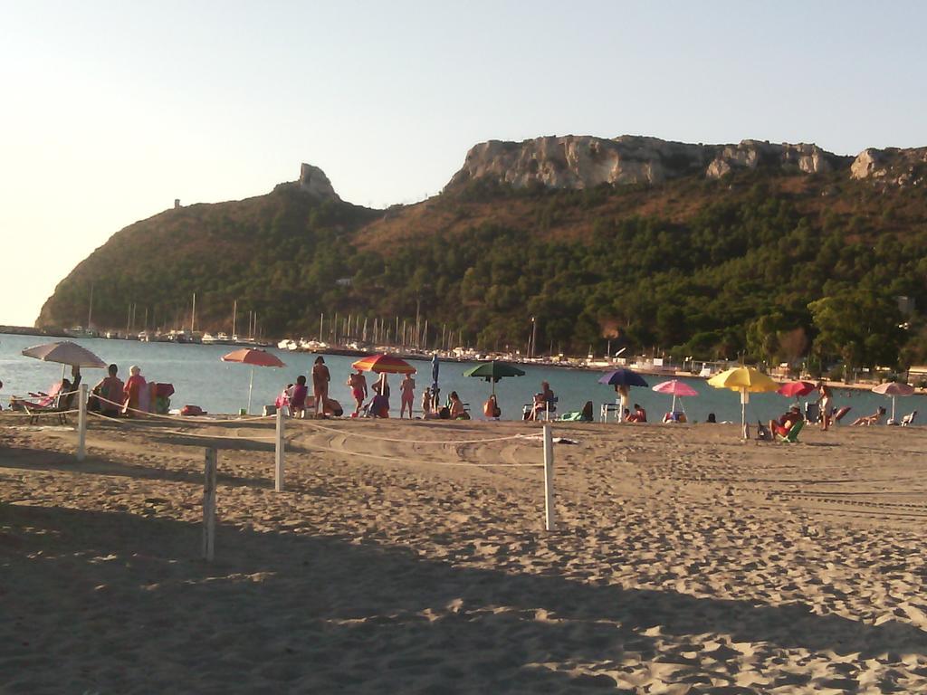 Bed and Breakfast Marina Poetto Cagliari Esterno foto